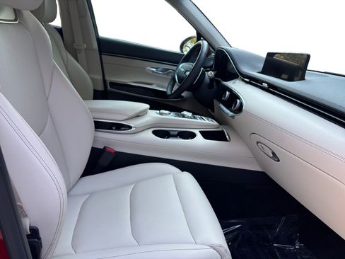 Used 2025 Genesis GV70 2.5T image 15