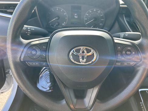 Used 2024 Toyota Corolla LE image 13