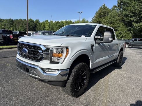 Used 2021 Ford F150 XLT w/ Equipment Group 302A High AWD/4WD image 3
