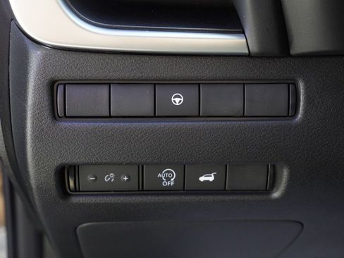 New 2026 Nissan Rogue SV FWD image 9