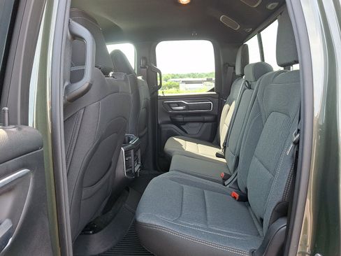 Used 2021 RAM 1500 Big Horn AWD/4WD image 10