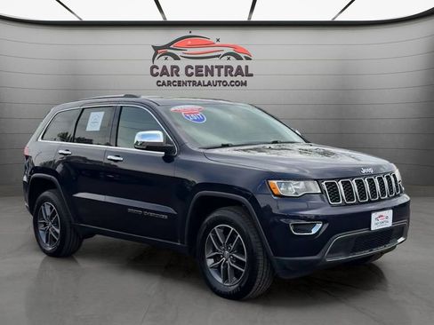 Used 2017 Jeep Grand Cherokee Limited AWD/4WD image 7