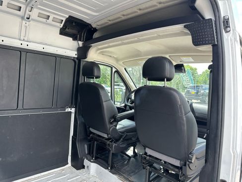 Used 2023 RAM ProMaster 2500 FWD image 16