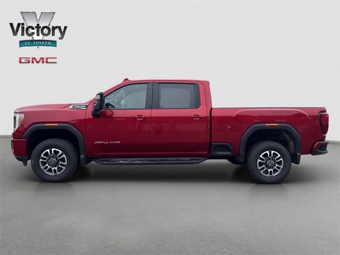 Used 2022 GMC Sierra 2500 AT4 image 5