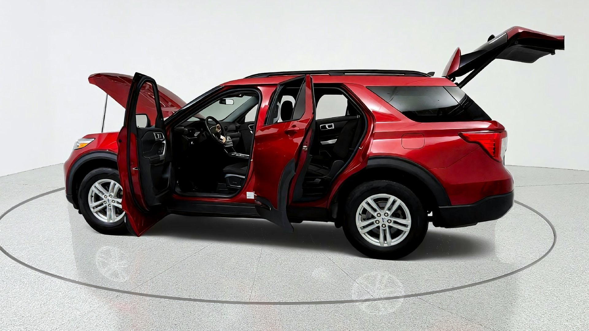 Used 2022 Ford Explorer XLT AWD/4WD image 10