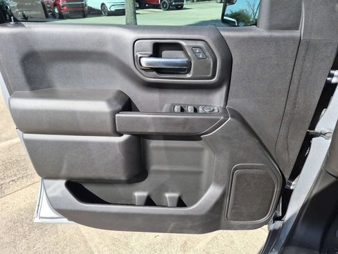 Used 2025 Chevrolet Silverado 1500 Custom RWD image 18