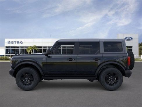 New 2025 Ford Bronco Big Bend w/ Black Diamond Package image 3