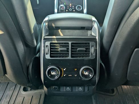 Used 2022 Land Rover Range Rover Sport HST image 23