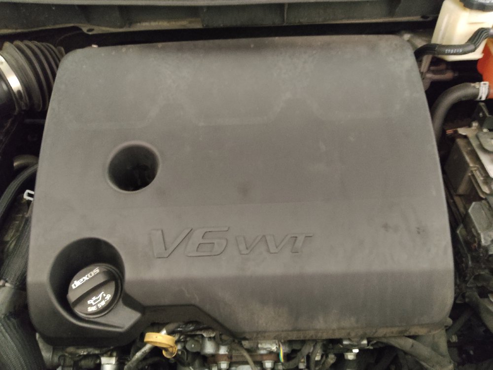 Used 2021 Chevrolet Traverse LT FWD image 30