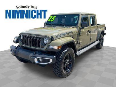 Used 2025 Jeep Gladiator Sport
