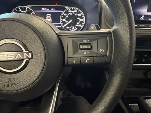 Used 2023 Nissan Rogue S AWD/4WD image 23