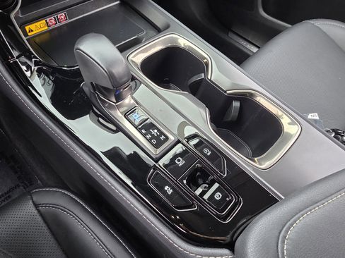 Certified 2025 Lexus NX 250 FWD w/ Towing Package (2000 Lbs) image 21