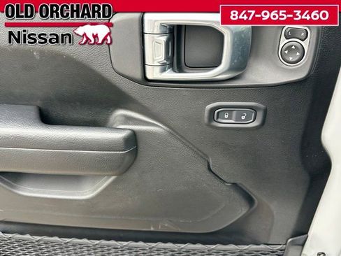Used 2023 Jeep Wrangler Unlimited Rubicon 4xe w/ Cold Weather Group AWD/4WD image 14