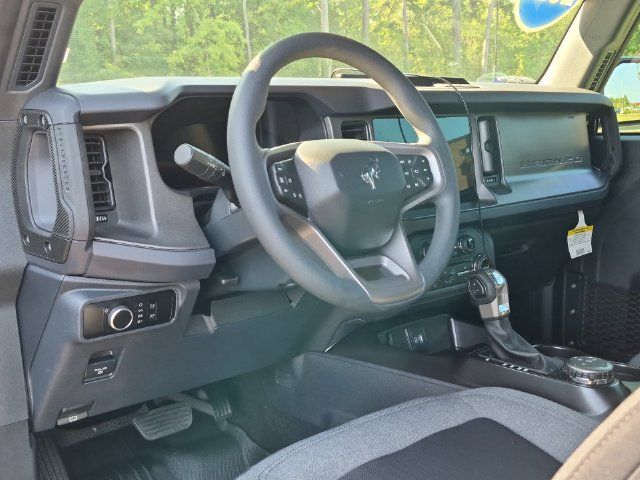 Used 2025 Ford Bronco 2-Door AWD/4WD image 29