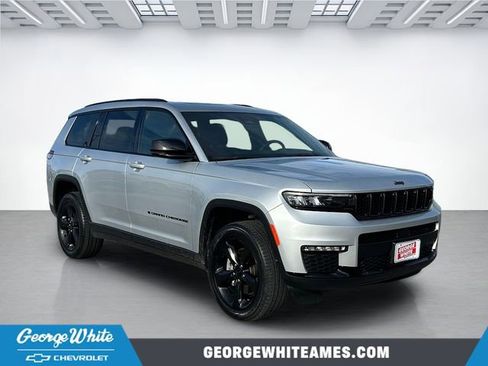 Used 2025 Jeep Grand Cherokee L Limited w/ Black Appearance Package image 1