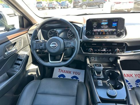 Used 2023 Nissan Rogue SL w/ SL Premium Package AWD/4WD image 17