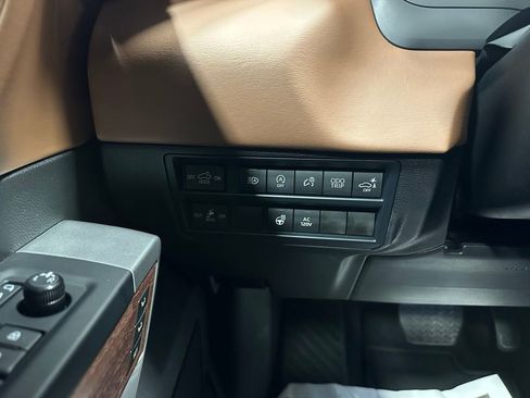 Used 2025 Toyota Tundra 1794 Edition AWD/4WD image 17