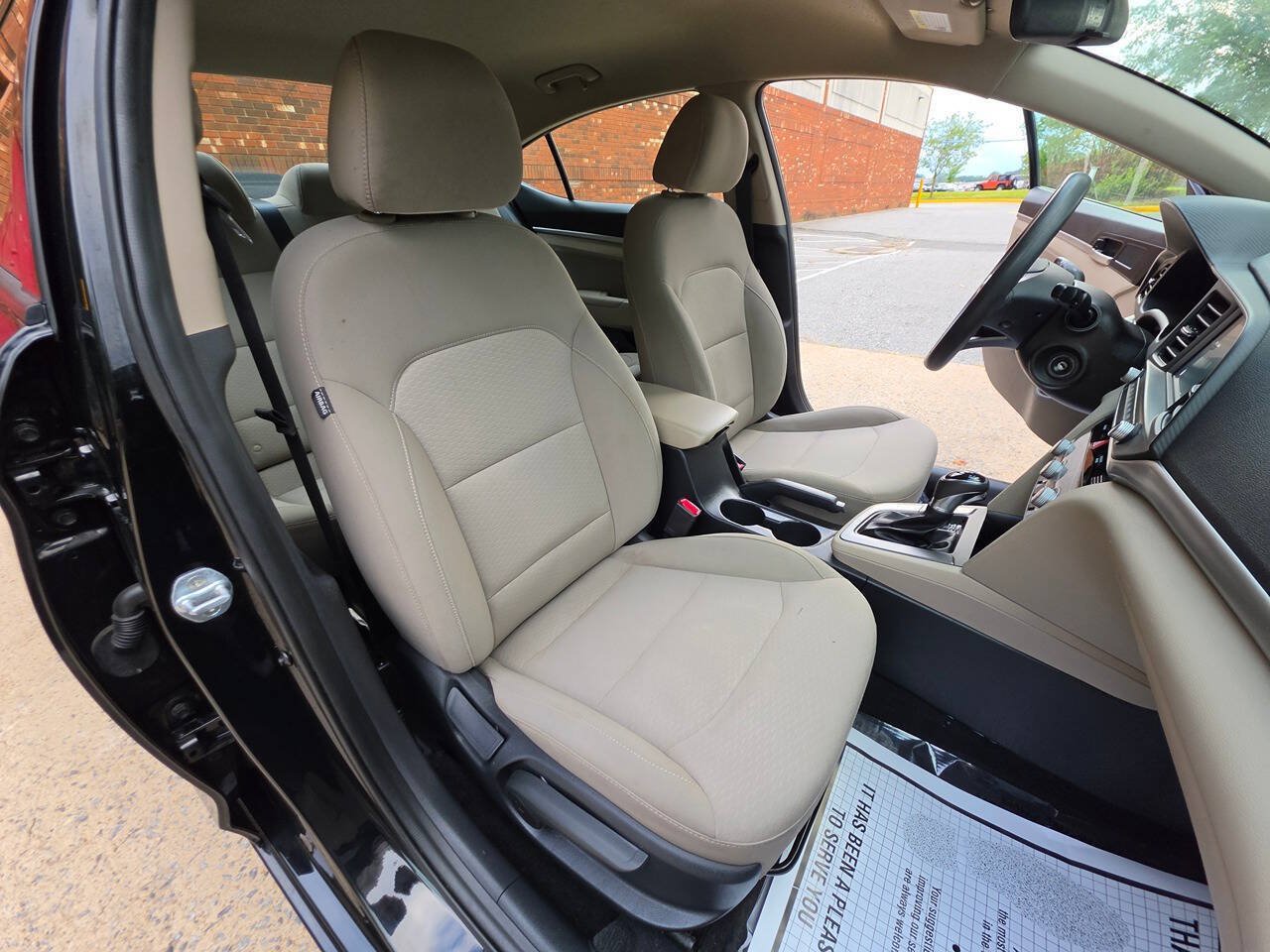 Used 2020 Hyundai Elantra SEL FWD image 9