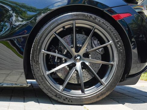 Used 2021 McLaren 720S Spider RWD image 13