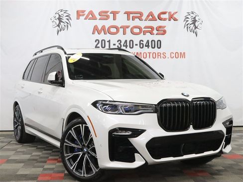 Used 2022 BMW X7 M50i AWD/4WD image 3