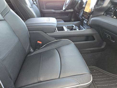 New 2026 RAM 2500 Limited image 13