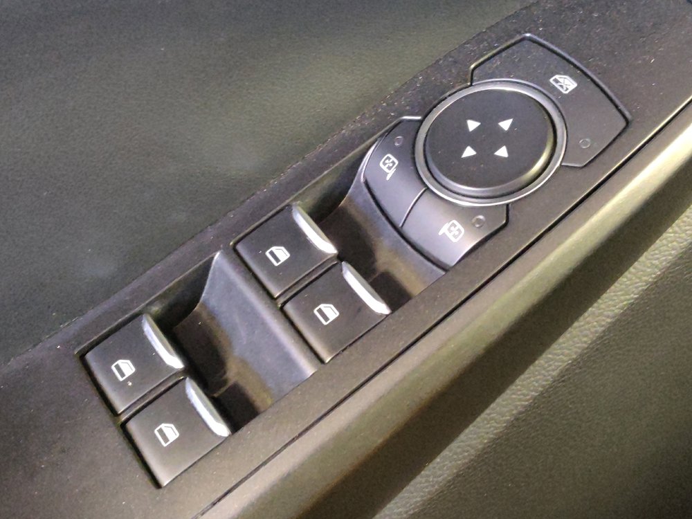 Used 2020 Ford Explorer XLT RWD image 27