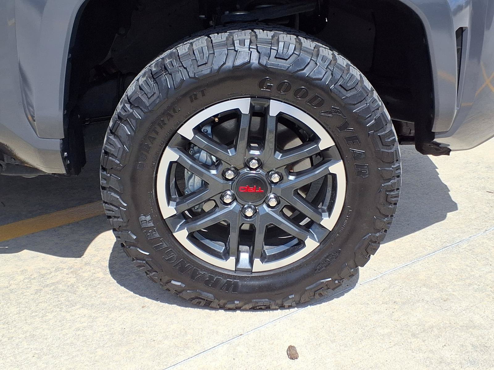 Certified 2025 Toyota Tacoma TRD Sport AWD/4WD image 8