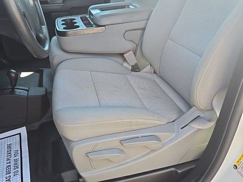 Used 2016 Chevrolet Silverado 3500 W/T AWD/4WD image 17