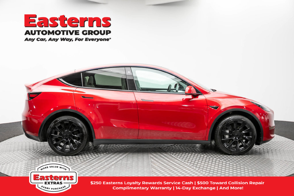 Used 2023 Tesla Model Y Long Range AWD/4WD image 5