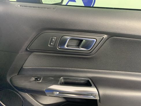 Used 2019 Ford Mustang GT w/ Ford Safe & Smart Package image 32