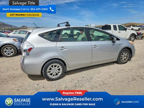 Used 2012 Toyota Prius V Two FWD image 4