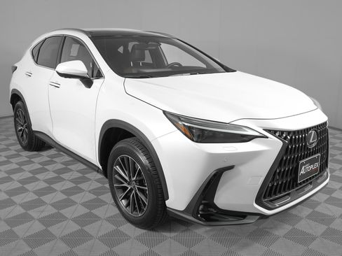 Used 2025 Lexus NX 350 AWD w/ Accessory Package (2T) image 2