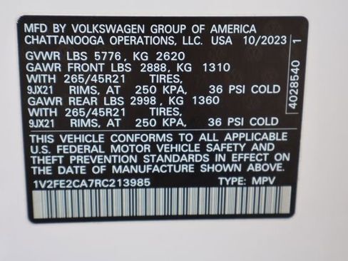 Certified 2024 Volkswagen Atlas Cross Sport SEL Premium R-Line AWD/4WD image 28