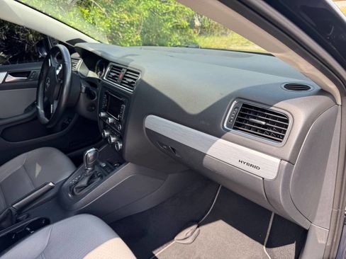 Used 2013 Volkswagen Jetta SEL Premium FWD image 11