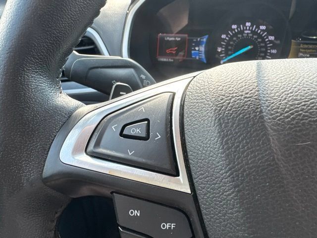 Used 2017 Ford Edge SEL w/ Equipment Group 201A AWD/4WD image 24