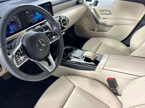 Used 2023 Mercedes-Benz CLA 250 image 10