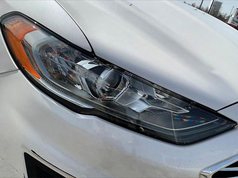 Used 2019 Ford Fusion SE w/ Equipment Group 151A image 31