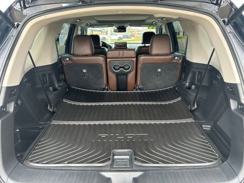 Used 2024 Honda Pilot Elite image 27