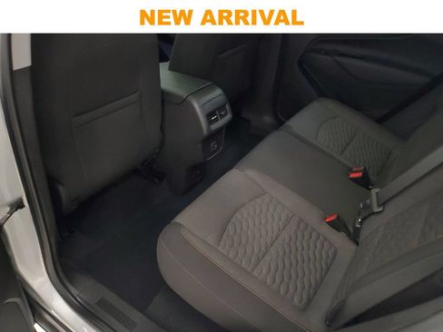 Used 2021 Chevrolet Equinox LT AWD/4WD image 22