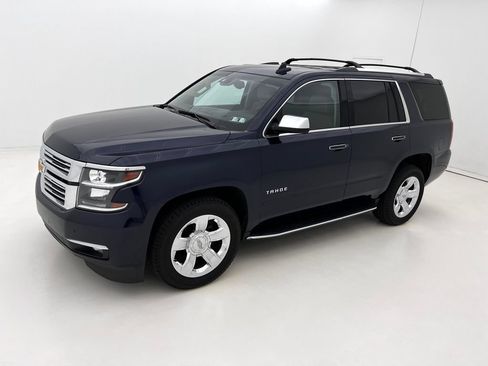 Used 2017 Chevrolet Tahoe Premier AWD/4WD image 5