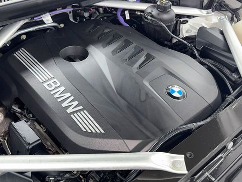Used 2024 BMW X5 sDrive40i image 61