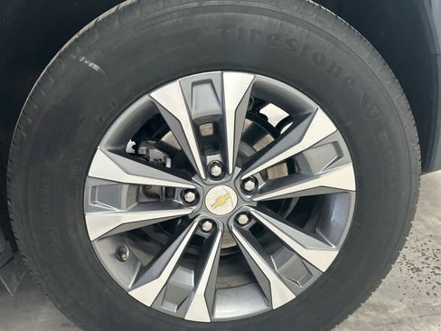 Used 2025 Chevrolet Equinox LT w/ Convenience Package II image 29