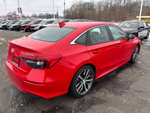 Used 2024 Honda Civic Touring image 6