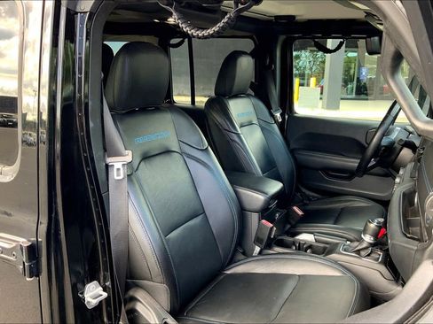 Used 2021 Jeep Wrangler Unlimited Rubicon 4xe w/ Dual Top Group image 7