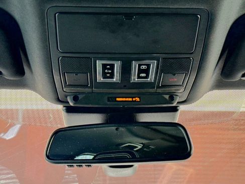 Used 2018 Jaguar F-PACE R-Sport image 54