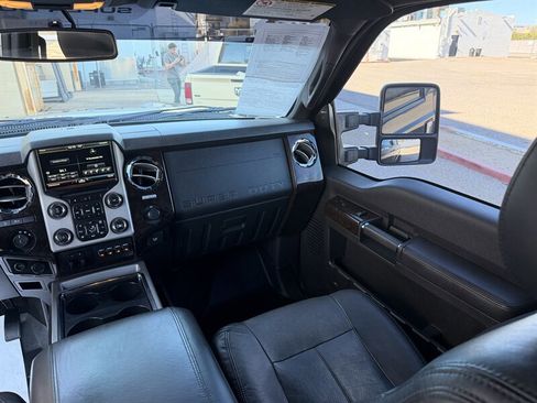 Used 2015 Ford F250 Platinum w/ FX4 Off-Road Package image 18