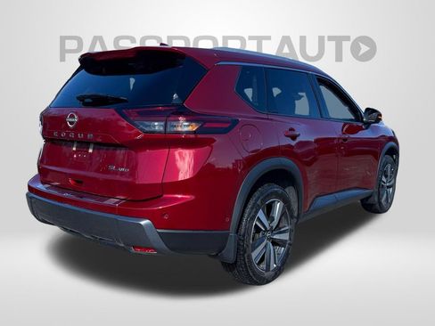 Certified 2024 Nissan Rogue SL image 5