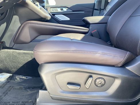 New 2026 Ford Explorer Platinum image 19