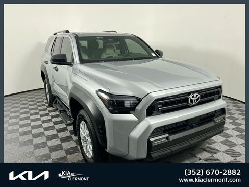 Used 2026 Toyota 4Runner SR5 RWD image 1