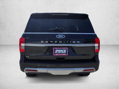 Certified 2024 Ford Expedition XLT RWD image 7